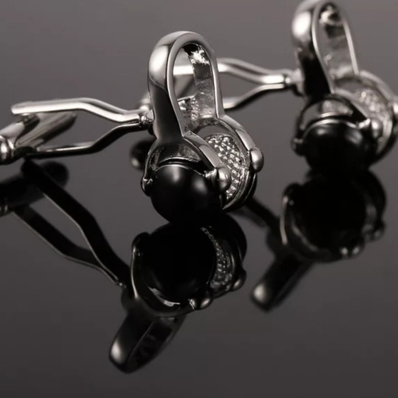 DJ Headphone Cuff Links - Picture 2 of 3